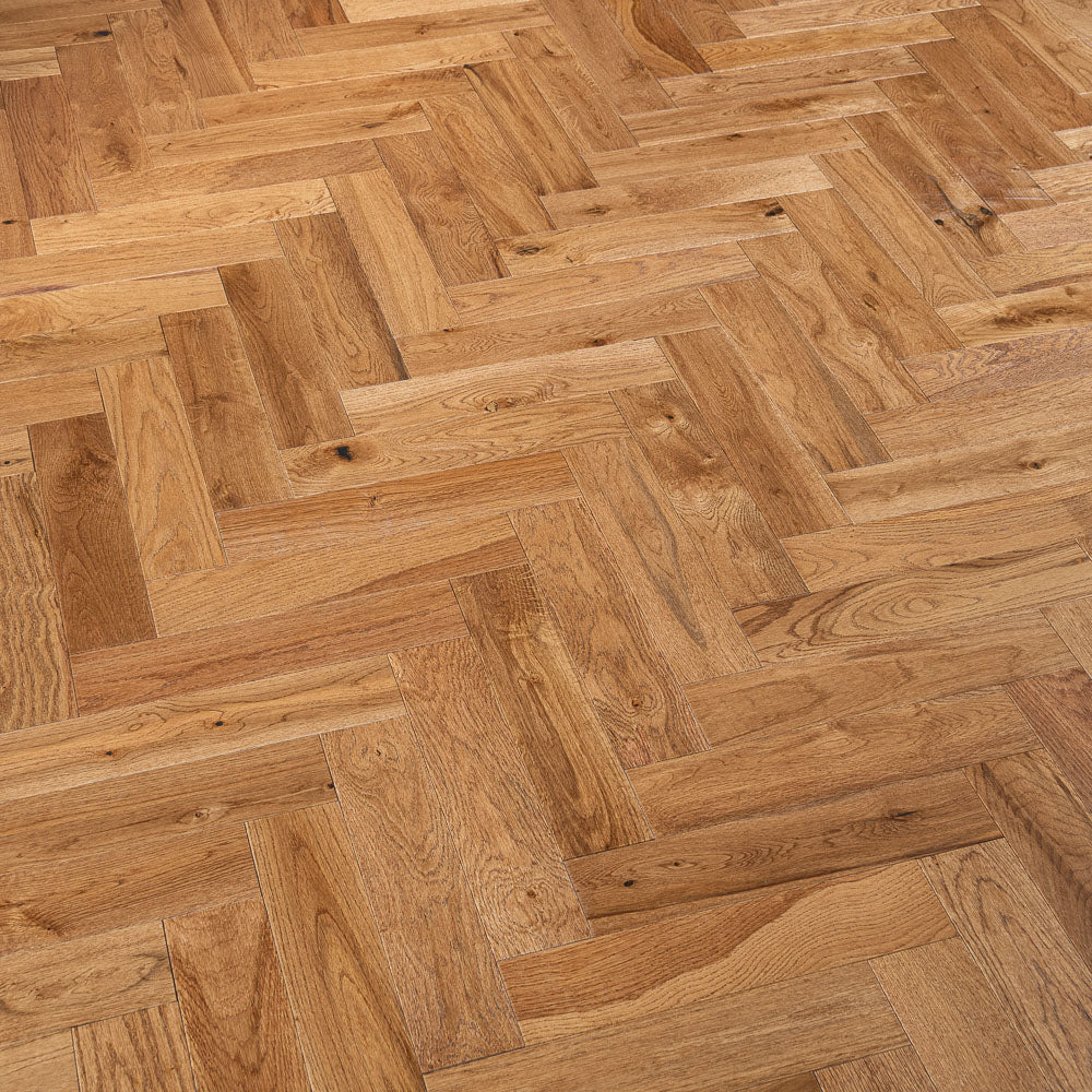Antique Oak Herringbone 12/2mm Engineered Wood Flooring - Image 3