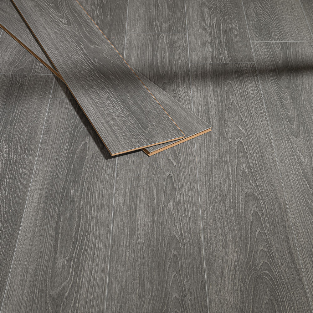 Cambridge Oak Castillo 7mm Laminate Flooring - Image 4