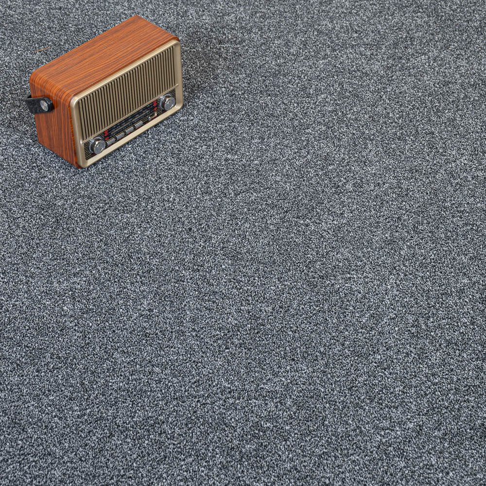 Carbon 376 Birma Saxony Carpet