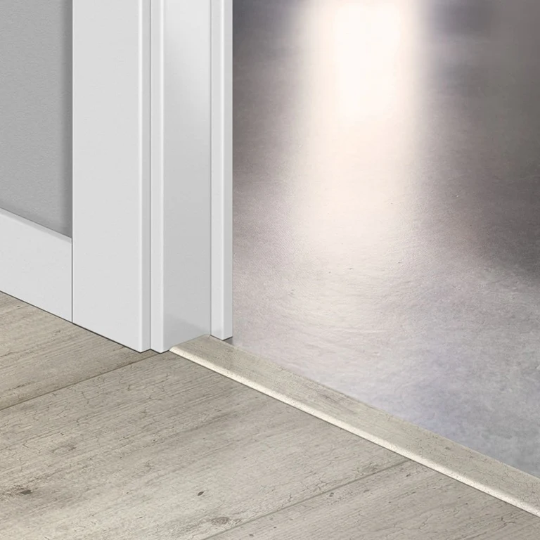 Concrete Wood Light Grey QSINCP01861 Incizo Door Bar by Quick-Step