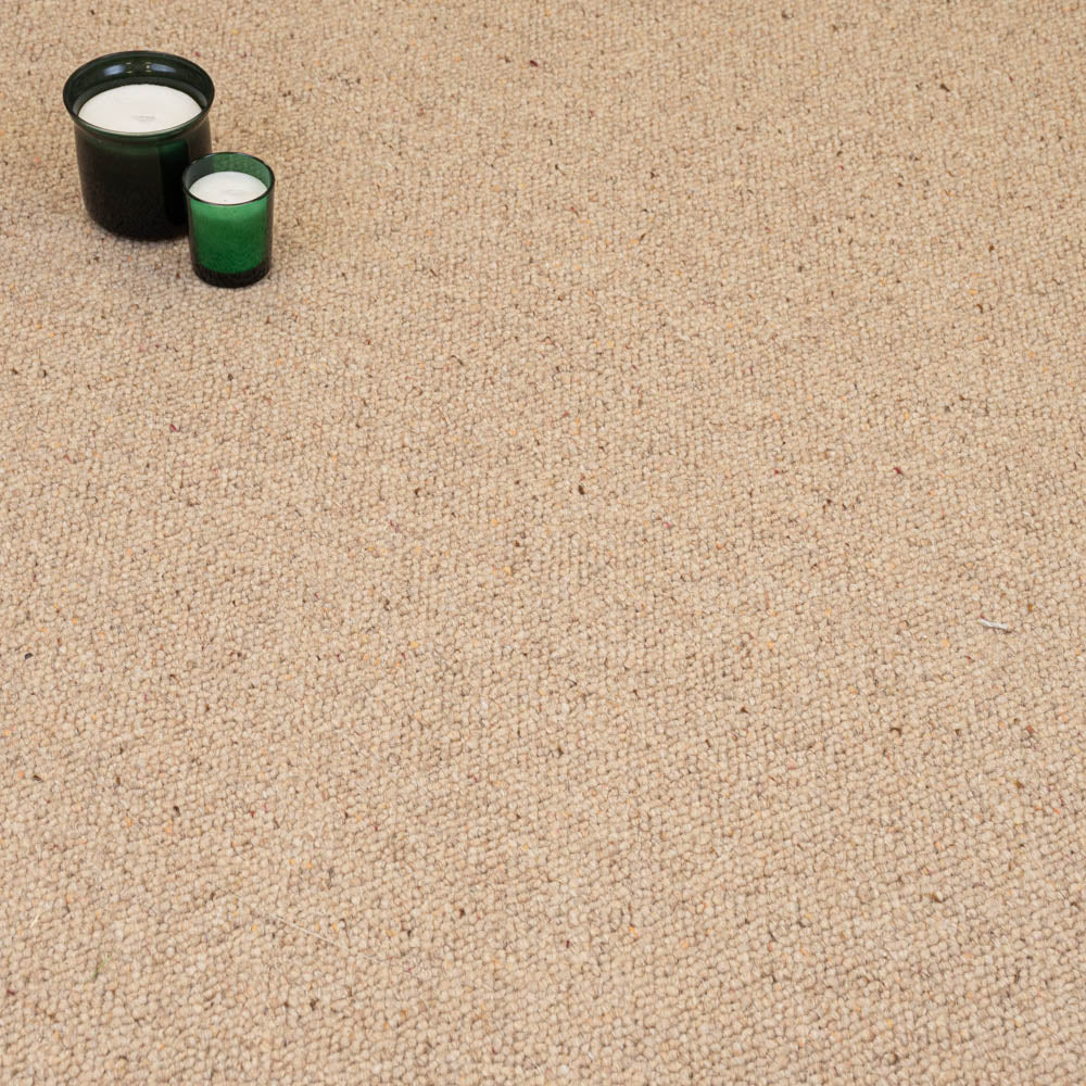 Beige 700 Corsa Berber 100% Wool Carpet - Image 2