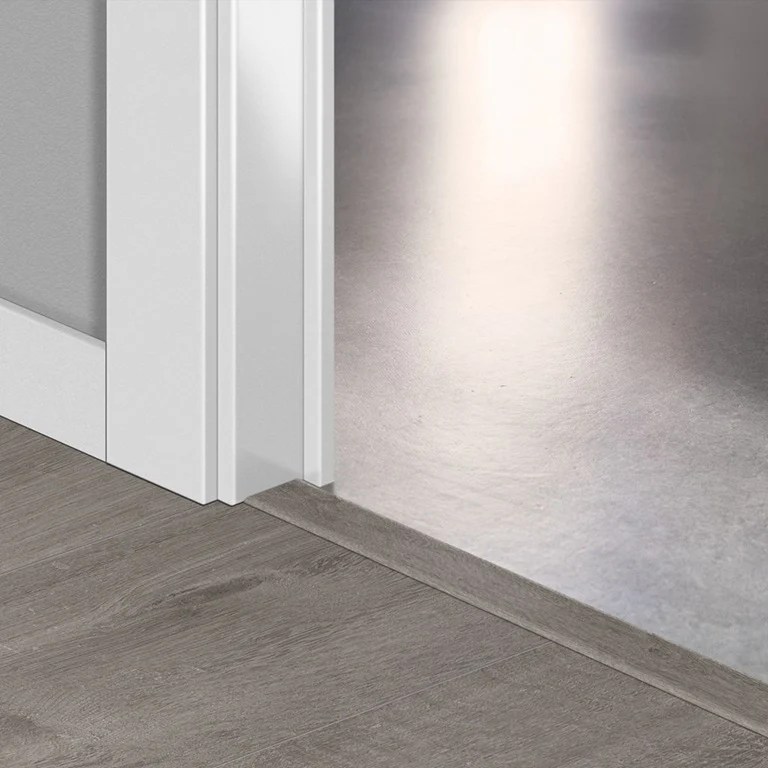 Cotton Oak Cozy Grey QSVINCP40202 Incizo Door Bar by Quick-Step