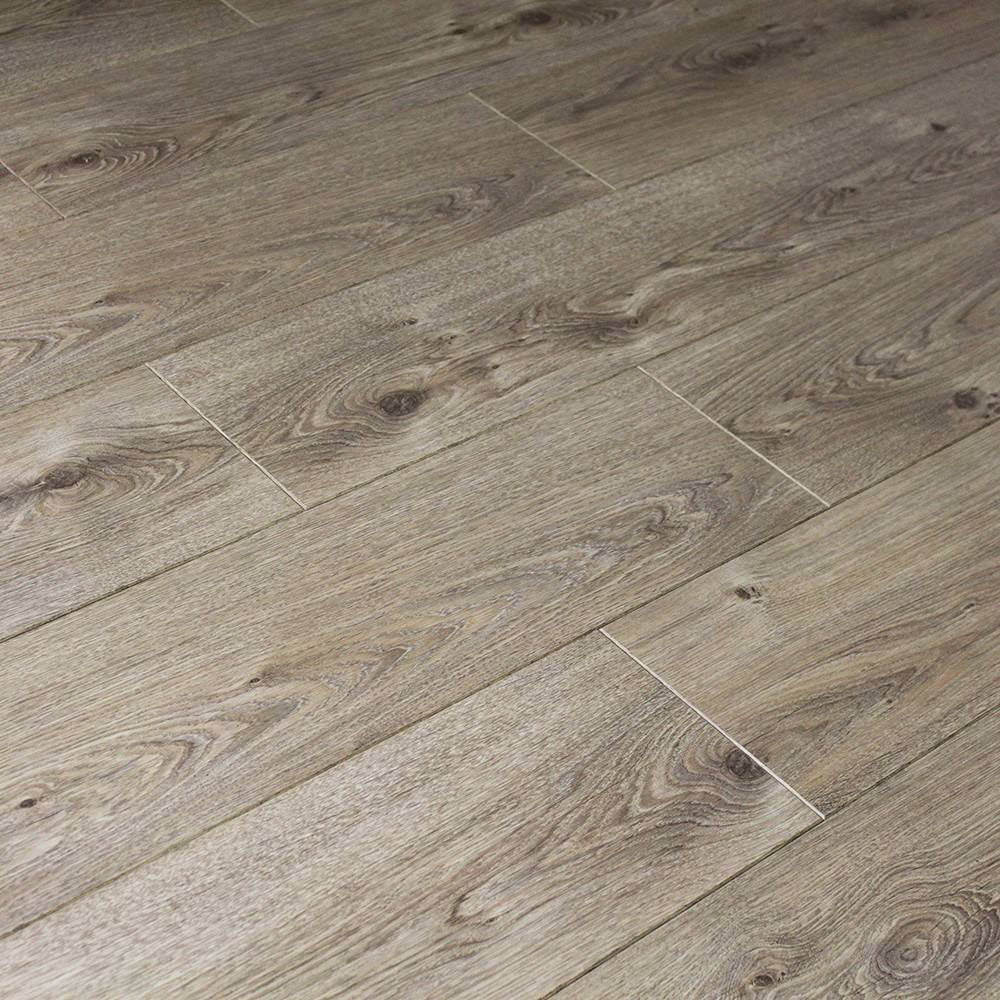 Cuatro 8mm Laminate Flooring - Image 4