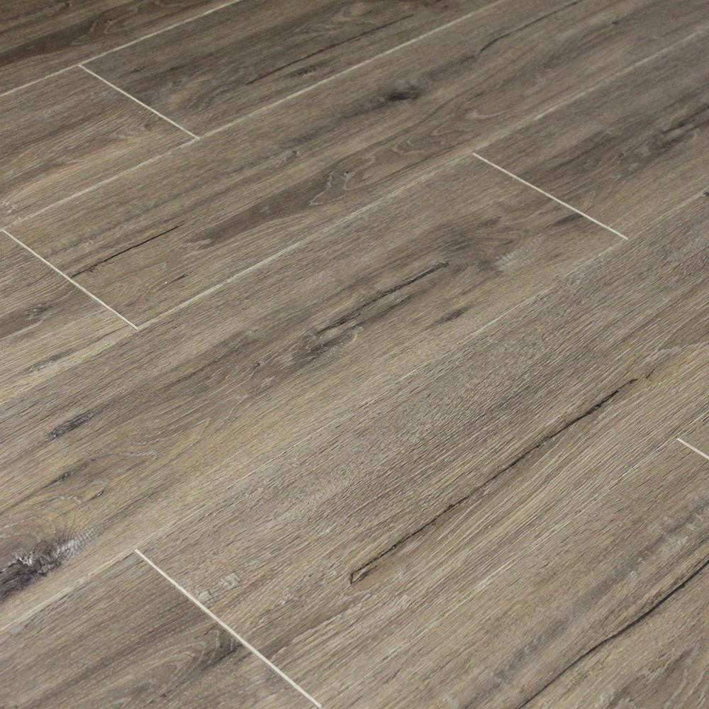 Cuatro 8mm Laminate Flooring - Image 6