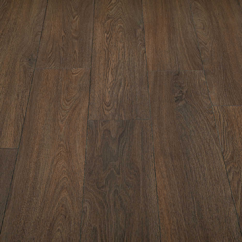 Devon Oak Mansion 8mm Laminate Flooring - Image 3
