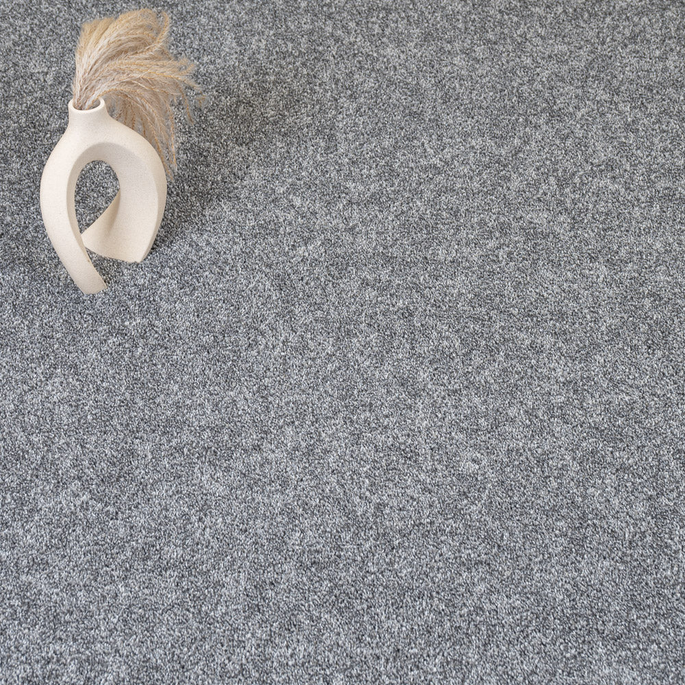 Dolphin Maverick Saxony Carpet
