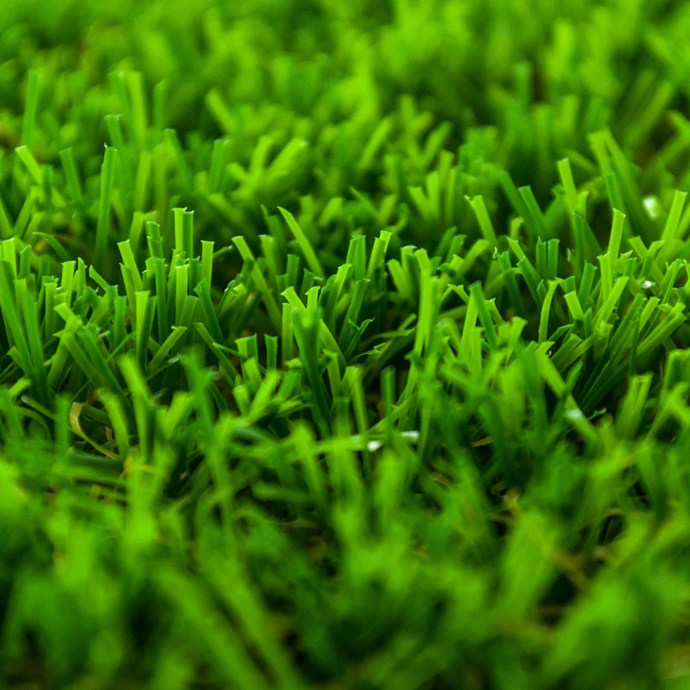 Emerald 40mm Artificial Grass - Image 6