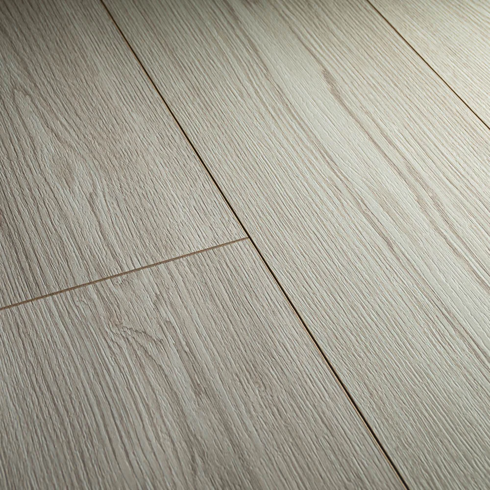 Essex Oak Mansion 8mm Laminate Flooring - Image 5