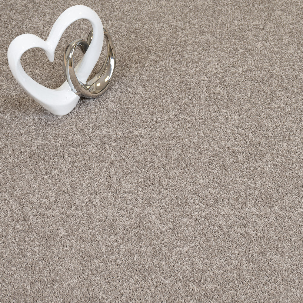 Fawn Maverick Saxony Carpet
