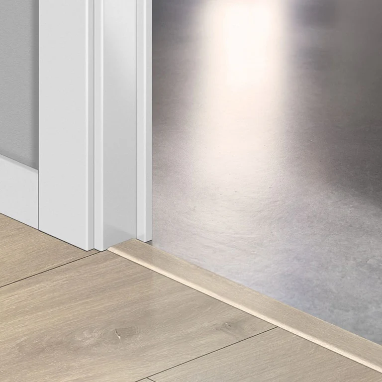 Havana Oak Natural QSINCP01655 Incizo Door Bar by Quick-Step