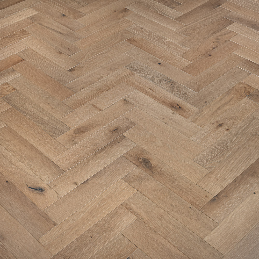 Herringbone 14/3mm Engineered Wood Flooring - Image 3