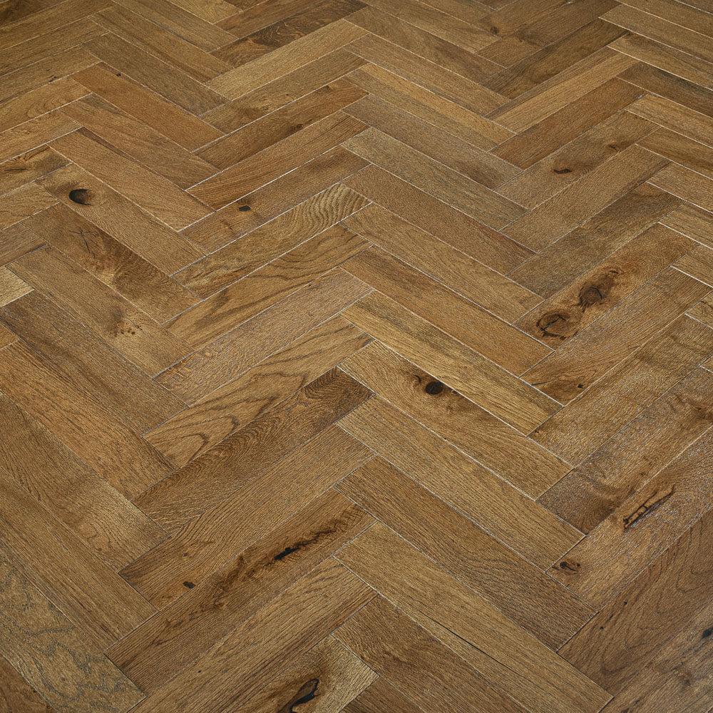 Herringbone 14/3mm Engineered Wood Flooring - Image 4