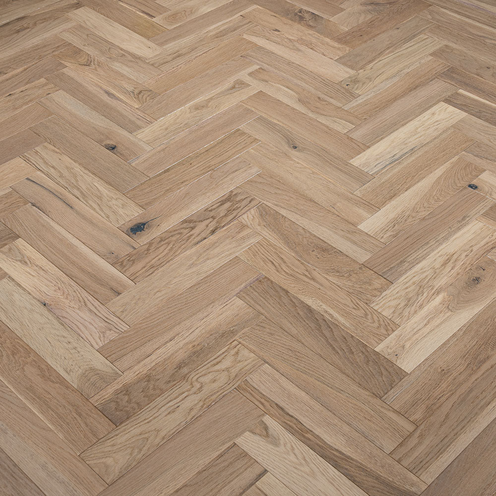 Herringbone 14/3mm Engineered Wood Flooring - Image 5