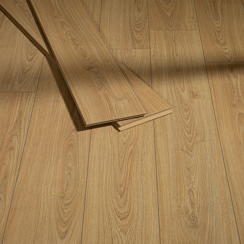 Kent Oak Palace 12mm Laminate Flooring - Image 4