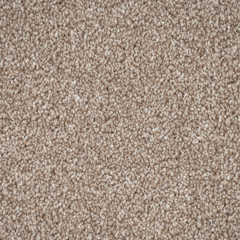 Manor Stone Inglewood Saxony Carpet by Cormar - Image 3