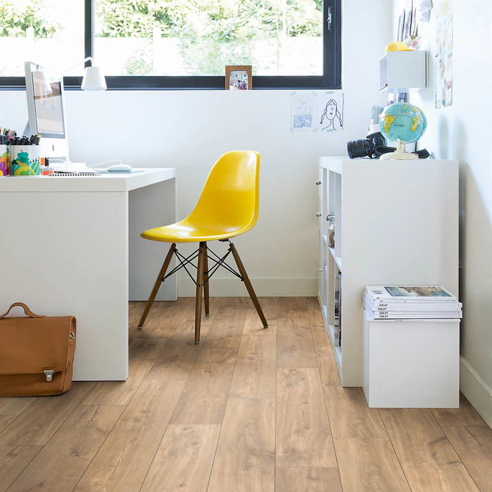 Midnight Oak Natural CLM1487 Classic 8mm Laminate Flooring by Quick-Step