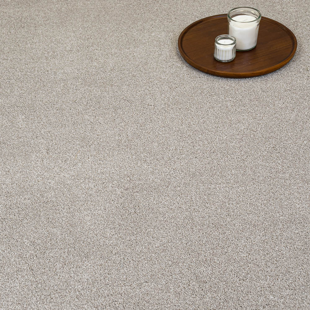 Mistflower 32 Cassius 70oz Invictus Carpet
