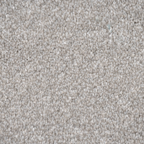 Misty Grey Zephyr Saxony Carpet - Image 3