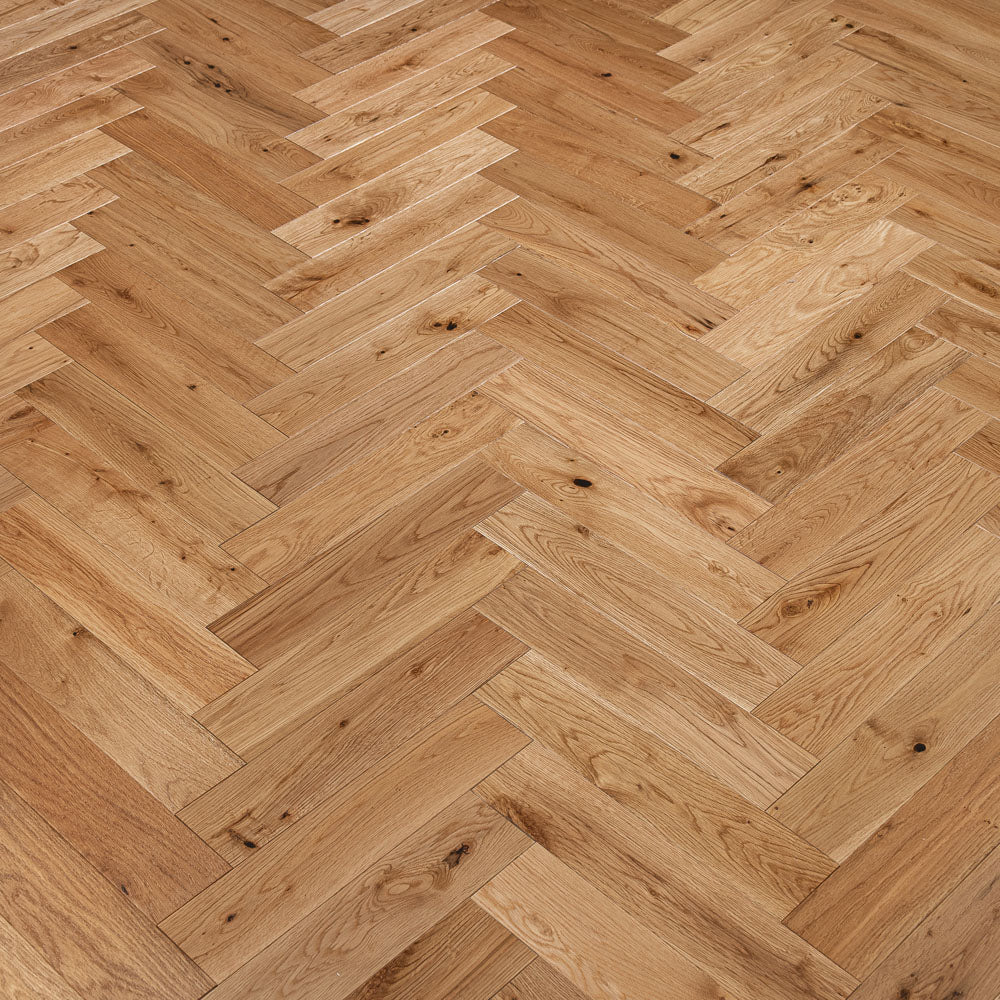 Natural Oak Herringbone 12/2mm Engineered Wood Flooring - Image 4