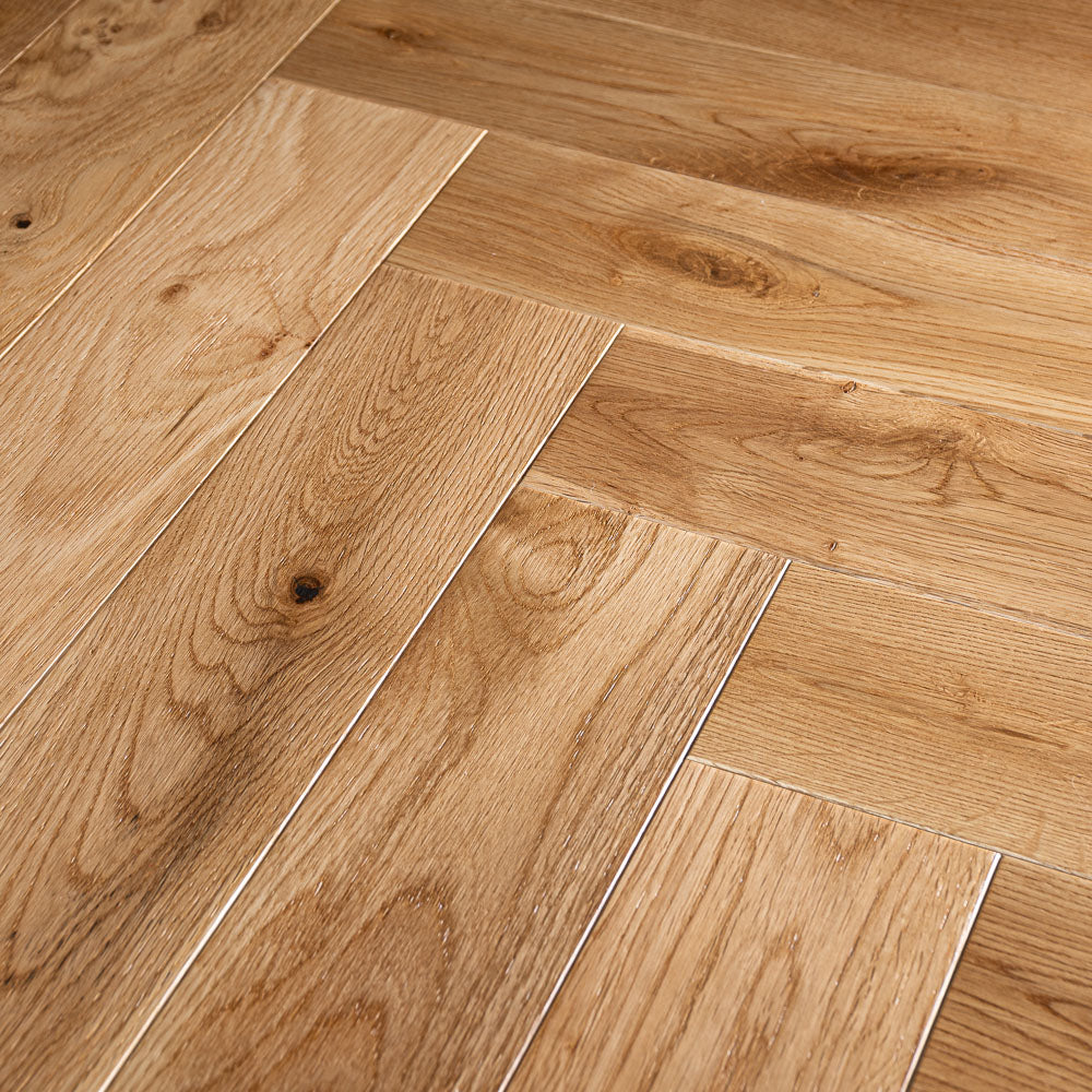 Natural Oak Herringbone 12/2mm Engineered Wood Flooring - Image 6