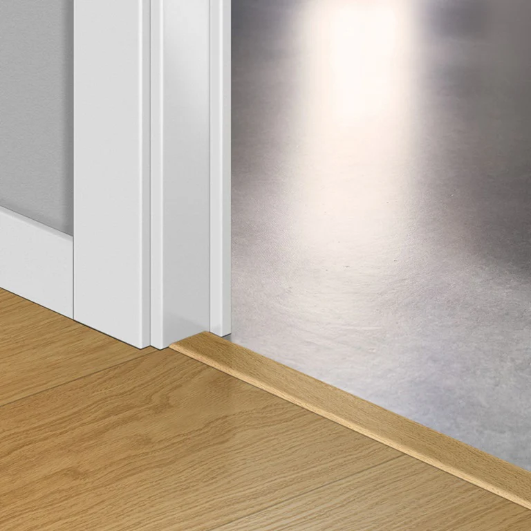 Natural Varnished Oak QSINCP03106 Incizo Door Bar by Quick-Step