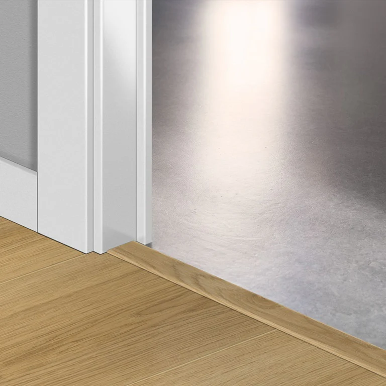 Natural Varnished Oak QSINCP04749 Incizo Door Bar by Quick-Step