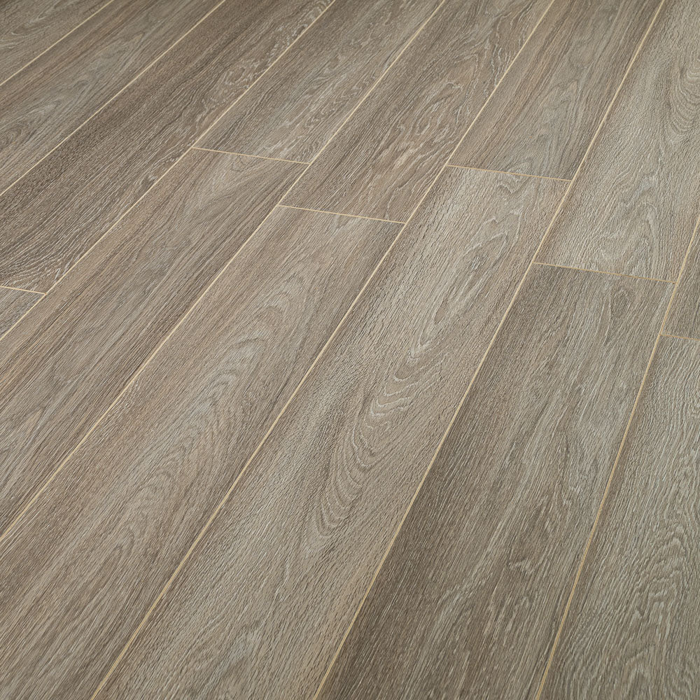 Palace 12mm Laminate Flooring - Image 3