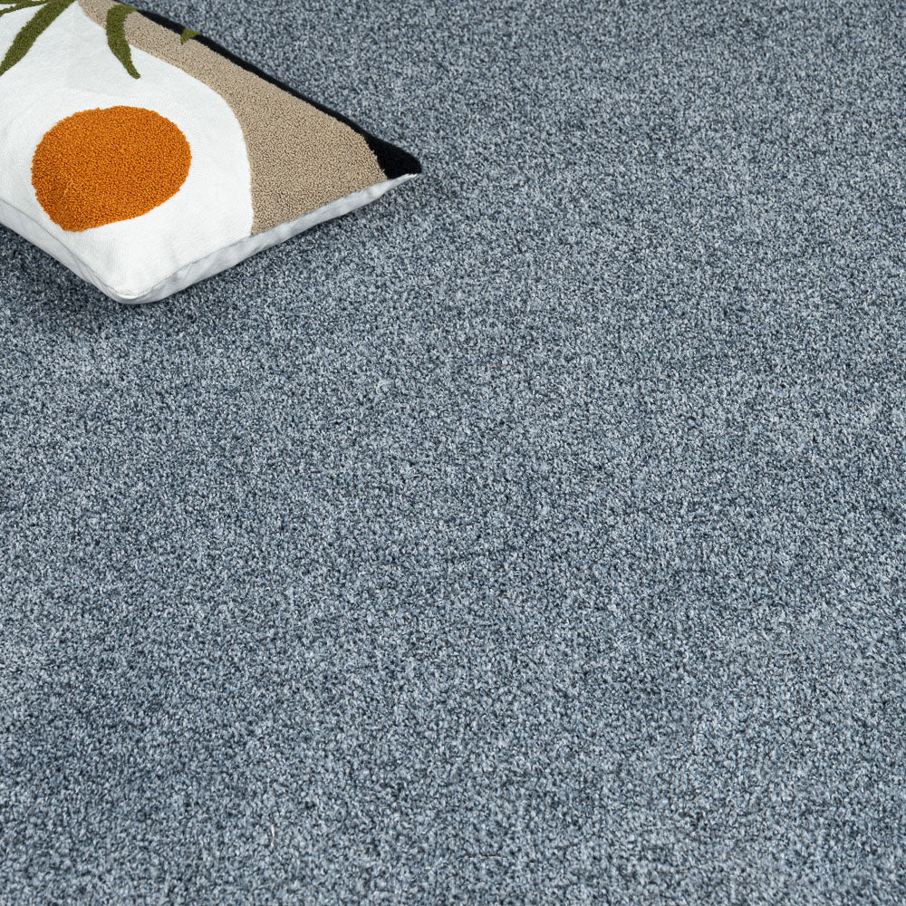 Pigeon Blue 360 Splendid Heathers Saxony Feltback Carpet Clearance