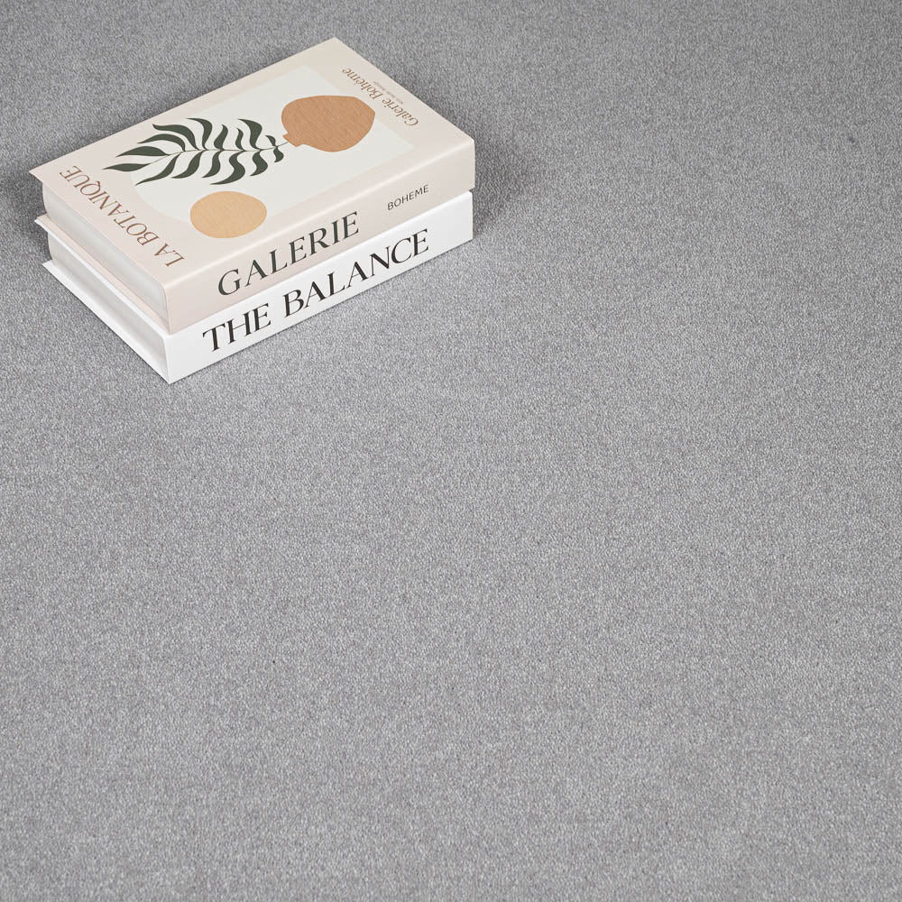 Quartz Hampstead Deluxe 50oz Carpet by Cormar