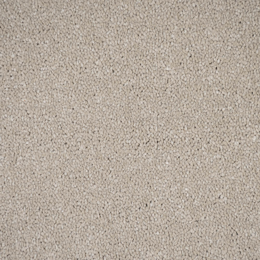 Sandy Beige 71 Bellevue Saxony Carpet - Image 3