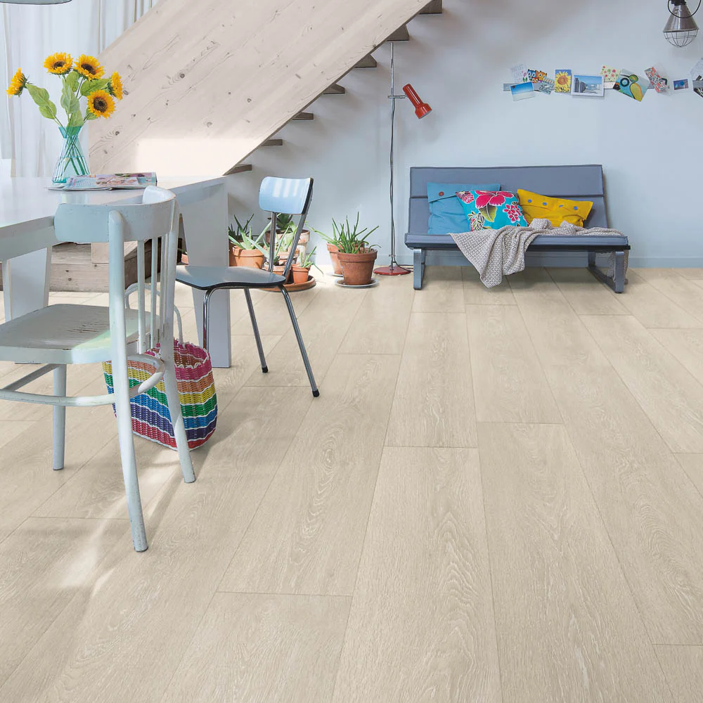 Valley Oak Light Beige MJ3554 Majestic 9.5mm Laminate Flooring by Quick-Step - Image 4