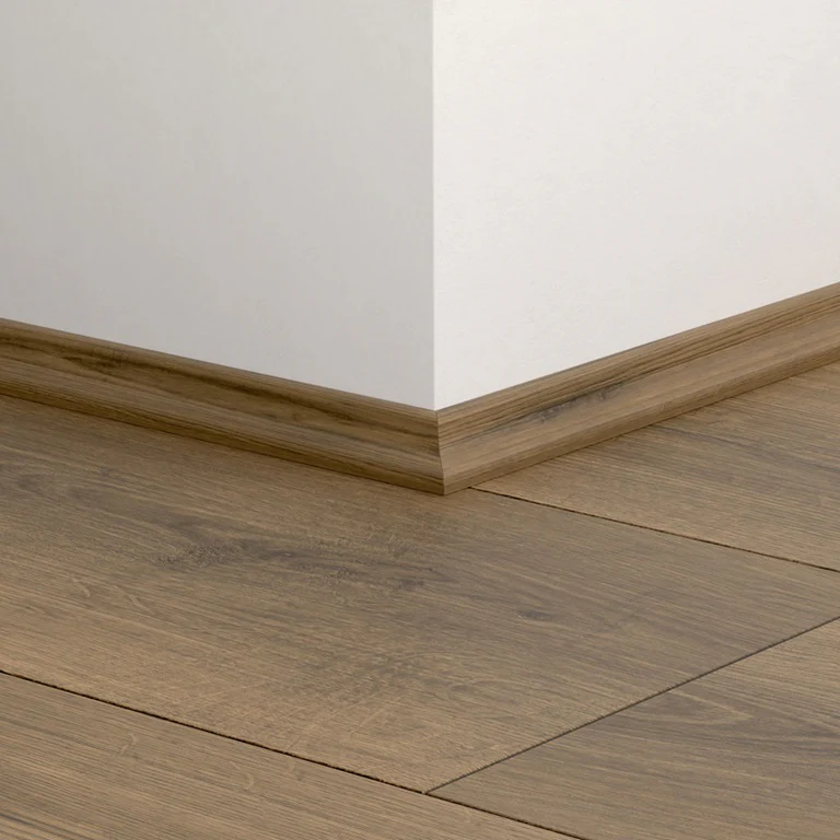 Warm Brown Oak QSSCOT05789 Scotia Beading by Quick-Step