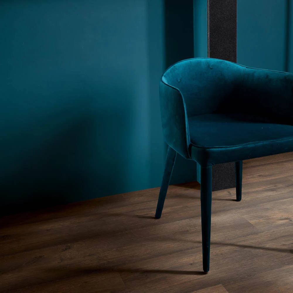 Waxed Oak Brown SIG4756 Capture 9mm Laminate Flooring by Quick-Step - Image 2